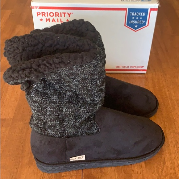 MUK LUKS - Picture 4 of 6